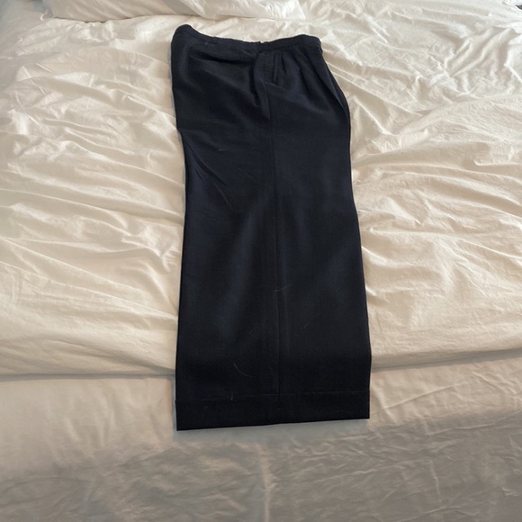 2 Custom Tailored Suits & 4 Shirts - Stuart Felman's Hong Kong Tailors - Picture 3 of 11